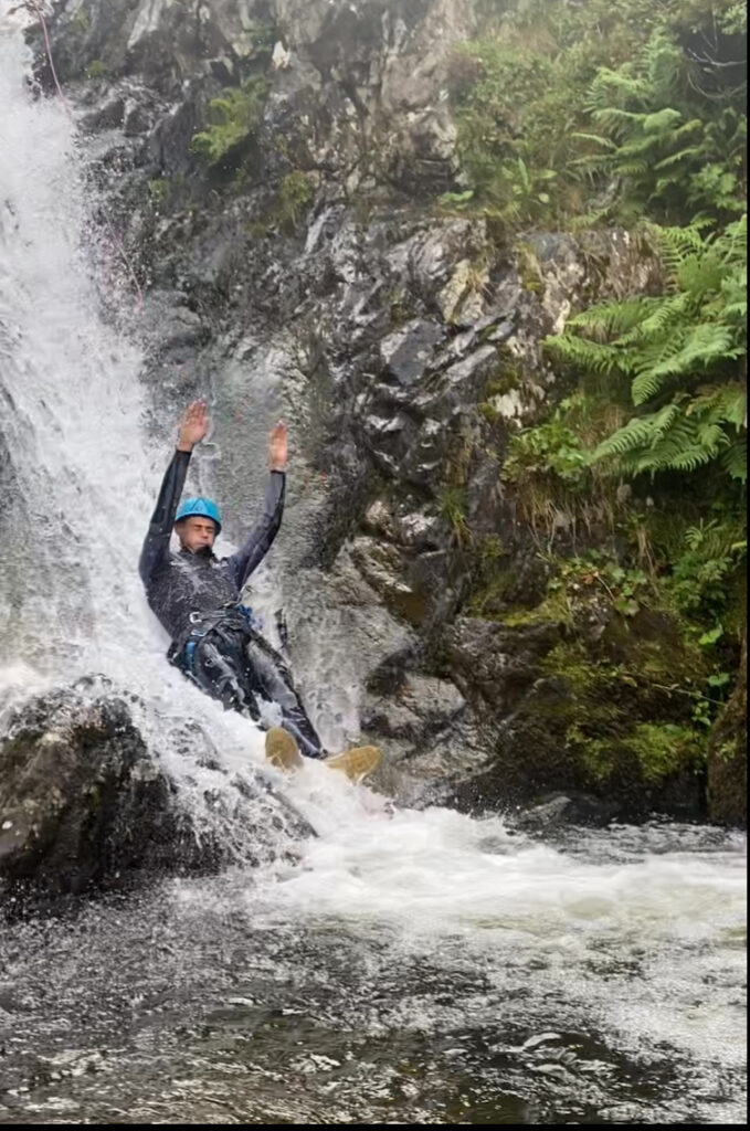 Crags Adventures – Thrilling Water Sports in Windermere