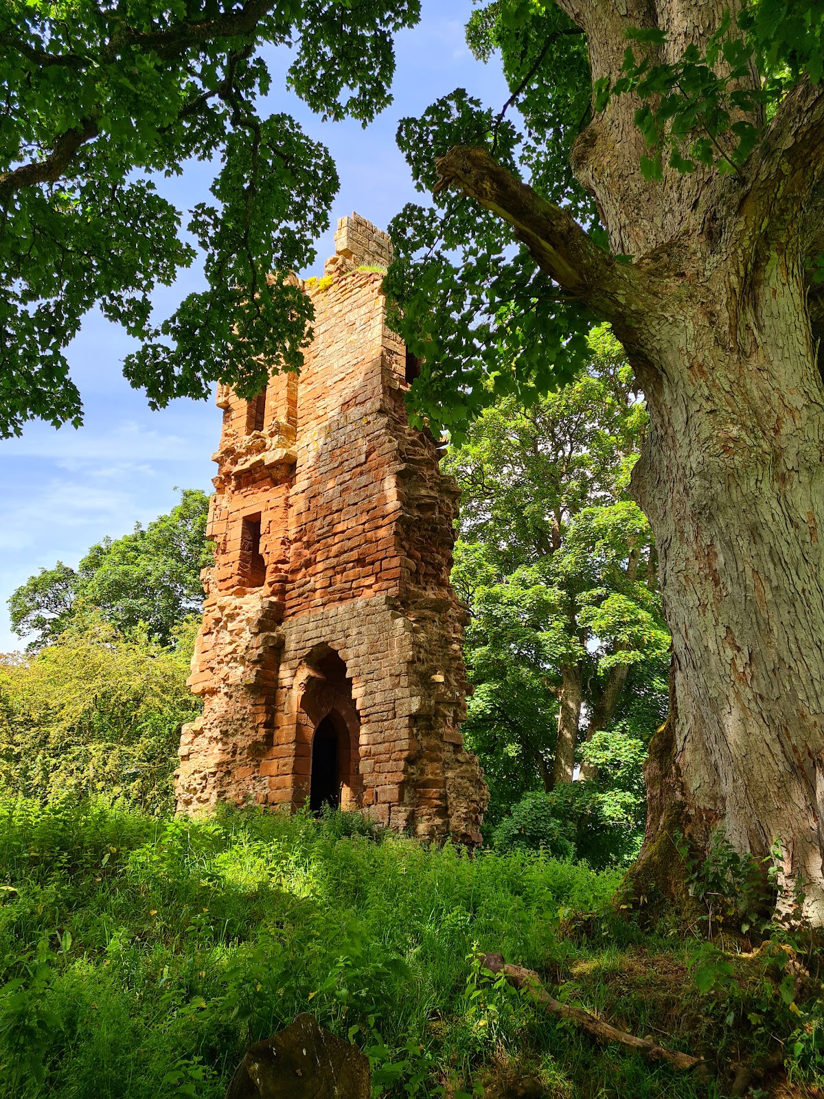 kirkoswald castle